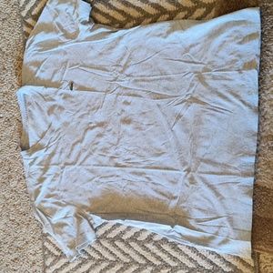 Lacoste v-neck t-shirt size large/6